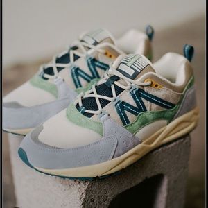 Karhu Fusion 2.0 Women’s size 7, Unisex 5.5